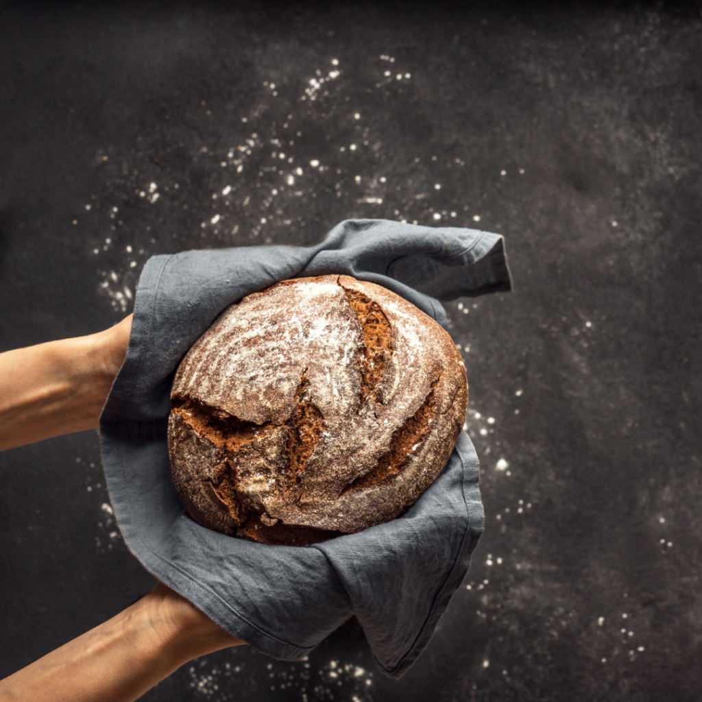 New Year's Eve ideas for kids: bang bread against the walls like in Ireland