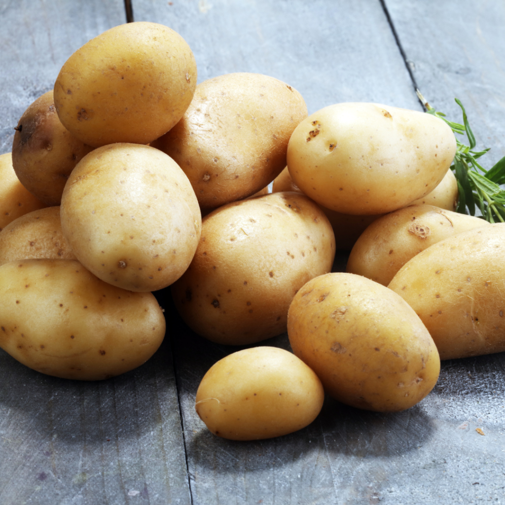 New Year's Eve ideas for kids: hide potatoes under your bed like Colombia